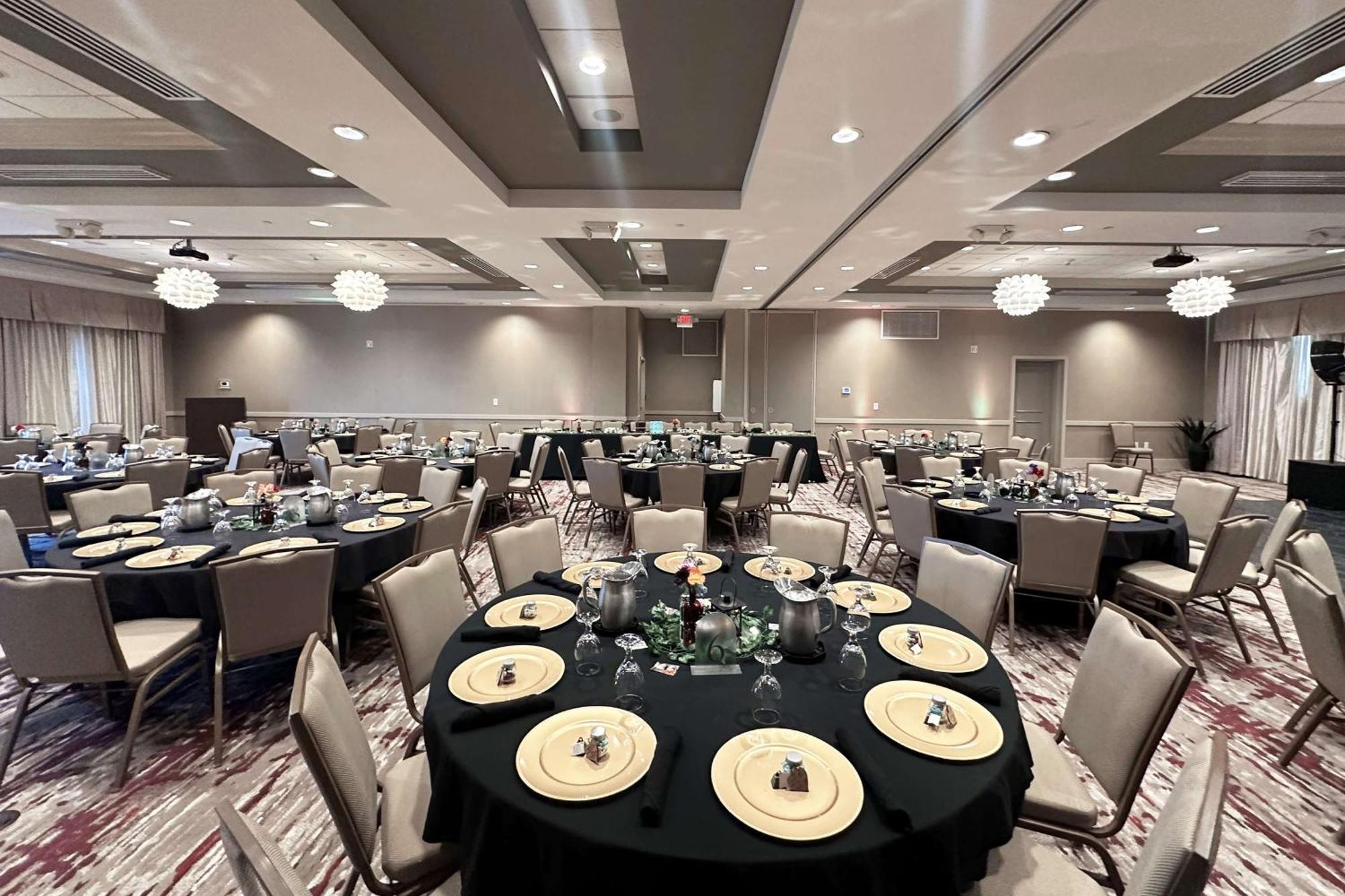Hilton Garden Inn Олатей Екстериор снимка